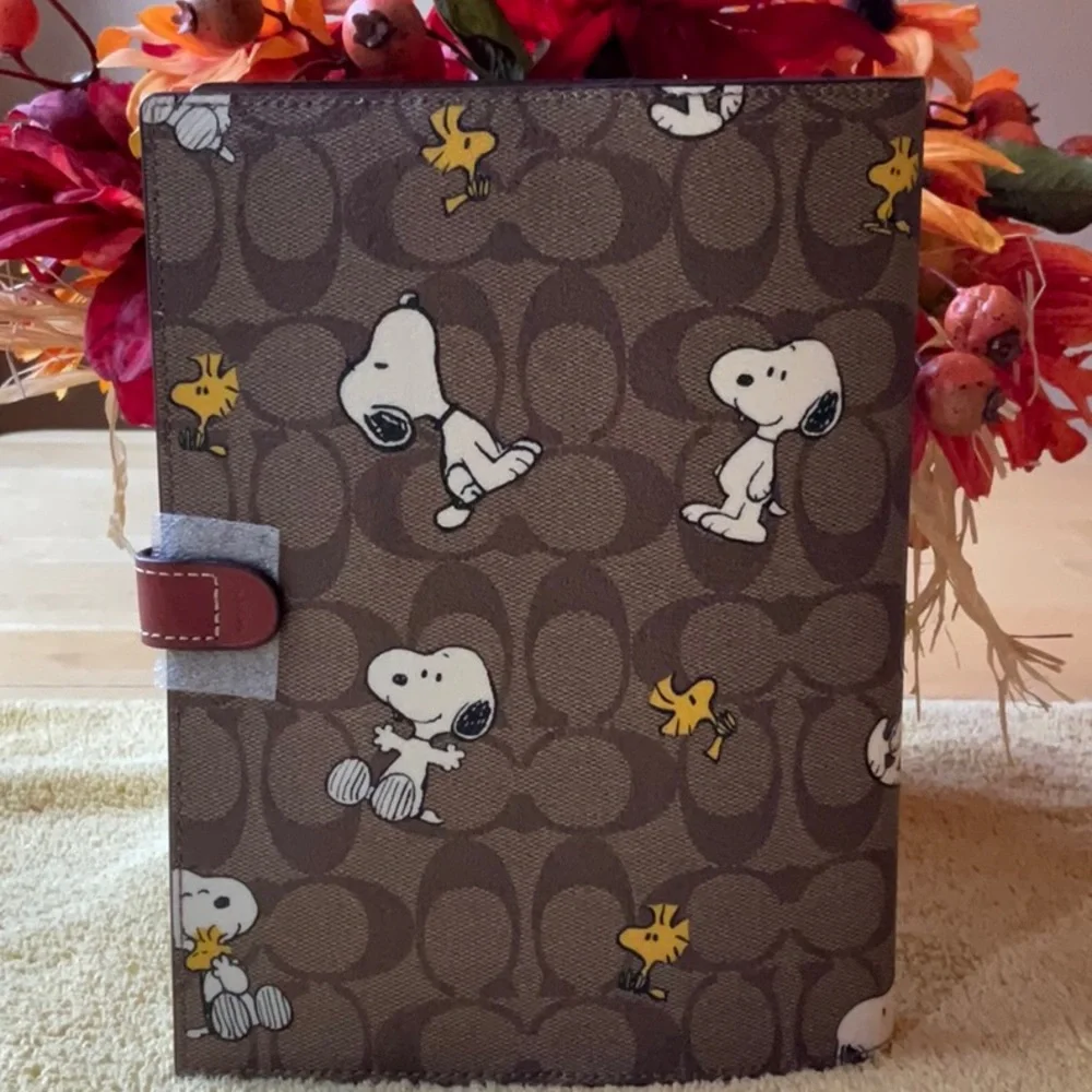 🐶 COACH X PEANUTS NOTEBOOK 🐶 NWT 🐶